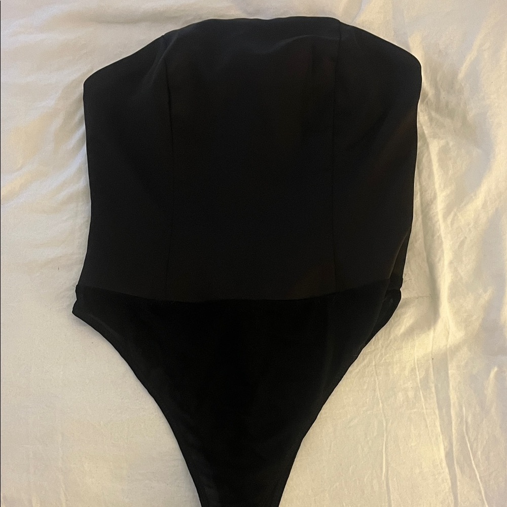 Women’s Black Strapless Bodysuit